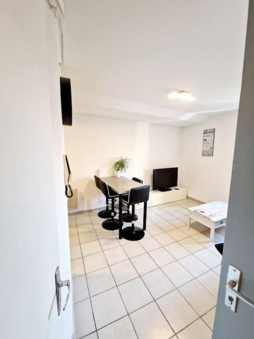 Agreable Appartement T2 Centre Ville Valence  Dış mekan fotoğraf