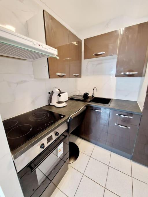Agreable Appartement T2 Centre Ville Valence  Dış mekan fotoğraf